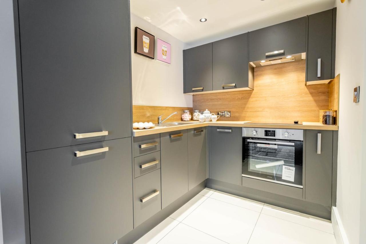 Апартаменты 5 London Mews Йорк Экстерьер фото